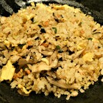 中華料理 忠実堂 - 舞茸と鮭の炒飯
