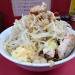 ラーメン二郎 - 小ラーメン　ニンニク、ヤサイ、アブラ