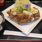 からあげ、定食、丼 がブリチキン。 ららぽーと名古屋みなとアクルス店 - 