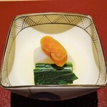 日本料理FUJI - 先付:小蕪（富士宮産）、小松菜、自家製からすみ