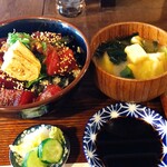 お酒とご飯 たく - 鮪漬丼