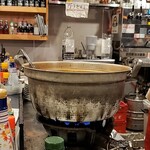 やきとん きむら - 煮込みの鍋