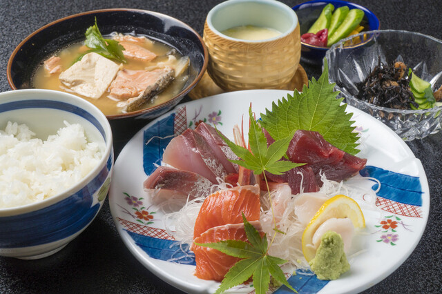 魚しず しずか（うおしず しずか） - 白坂（海鮮）の写真