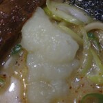 自家製太打麺 勢拉 - おろしニンニクいっぱい