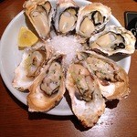 NAGOYA OYSTER BAR - 牡蠣の素焼き、牡蠣のガーリックバターソテー