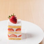 TEA AND BAR - いちごのショートケーキ　2022年1月8日（土）～5月8日（日）