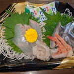 魚正 - 土曜日限定、刺盛り１人前　398円(別)