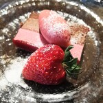 ブラッスリー ギョラン - 