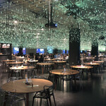 RESTAURANT WHITE ART - 