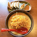 麺場 田所商店 - 北海道肉ネギラーメン