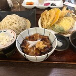 蝦夷前そばと豚丼 北堂 - 