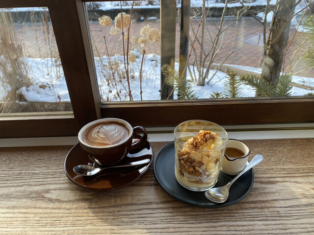 トラックコーヒー (TRACK Coffee) - 穂高/カフェ | 食べログ トラックコーヒー (TRACK Coffee) - 穂高/カフェ | 食べログ