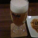 生ビール小（450円）はアサヒスーパードライ。