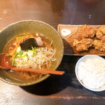 梨楽 - 若鶏の唐揚げセット(醤油)