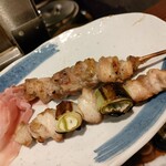 串焼き　まなか - 鶏肉、ネギマ