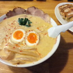 支那そばでんでん - 豆乳みそらーめん&餃子