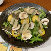 Washoku Sake Yuu - 子持ち昆布と金柑とマッシュルームのグリーンサラダ（780円）