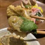 LAMP - チキンと一緒に喰えば至福としか言いようがないハーモニー。どこか和を感じるからおでん的なムードも感じるのでせう。