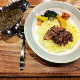 スパイスビストロ マカリ_2