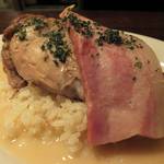 ビーボ デイリースタンド - 「うさぎのもも肉の煮込み」：ふるっとほろっと、嫋やかな口当たり！
      チキンとはデリケートさと華やかさが違います！
      