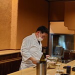 一本杉 川嶋 - 出汁を引いているところ