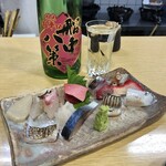 Shunsai Shuraku Kihachi - 船中八策 純米超辛口 生しぼり生酒とお造り14種盛り