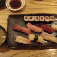 すし京辰 恵比寿店 - 旬にぎり（￥２，１００）