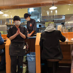 六厘舎 東京駅東京ラーメンストリート - 内観。