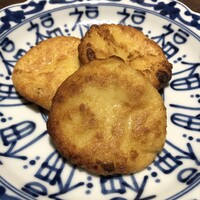 札幌菜 虎鯨 - 蟹肉入りじゃがいももちチーズ焼き