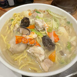 Chin shikai rou - 特製ちゃんぽん麺　¥1480（麺大盛り無料）