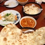 インドカレー ナマステ ポカラ - オニオンライスとアルゴビ。旨すぎる。