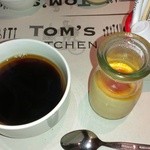 トムズキッチン - プリンとコーヒー