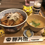 元祖豚丼屋 TONTON - セール元祖豚バラ丼　650円(税込)　※味噌汁付き