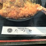 たつや - 2012.12.23　エビカは箸入れくらい特大サイズが3匹も♪