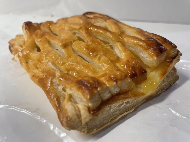 サンロード ヤマザワ鶴岡茅原店 - 鶴岡（パン）の写真