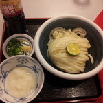 本格手打うどん おか泉 - 生じょうゆ冷４２０円