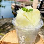 Cafe＆Sweets Matsue Chatte - かき氷（ご縁玉メロン）