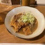 丸新 - 煮込み