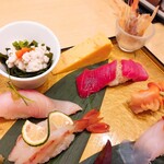 梅丘寿司の美登利 - 赤貝、中トロ