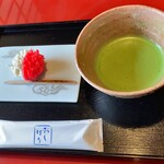 五十鈴茶屋 - 佳び抹茶セット。800円