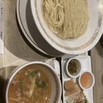 鯛白湯らーめん ○de▽ - 