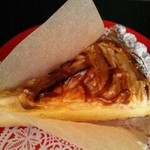 milou - さつまとりんごのタルト