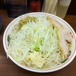ラーメン二郎 - 小ラーメン 麺少なめ ヤサイニンニクアレ