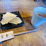 そば草香 - そばせんべい＆そば茶のサービス