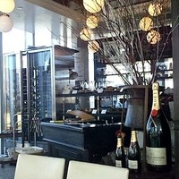 ALLO - レジ脇にはパンの販売が！