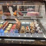 アヴランシュ・ゲネー - 