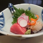 和餐　伸 - なめら、マグロ、貝柱。北陸ではよくなめらが出ます。上品な旨味。主役も北陸の幸を喜んでいました。