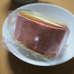 ラニーチーズ - いちごバタークリームチーズサンド