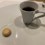 シャントレル - キノコのスープ、マカロン