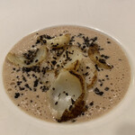 シャントレル - ホタテとユリネのソテー、根セロリと栗のヴルーテ